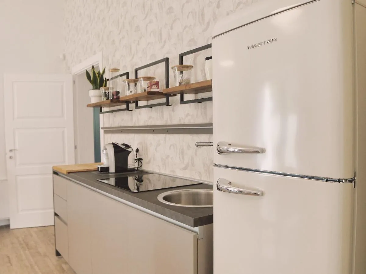 Adele E Il Duca Bed And Breakfast Lecce