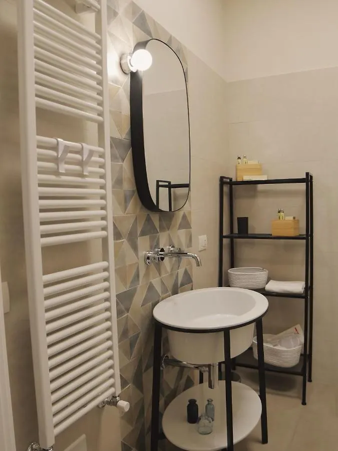 Adele E Il Duca Bed And Breakfast Lecce 0*,  Italy