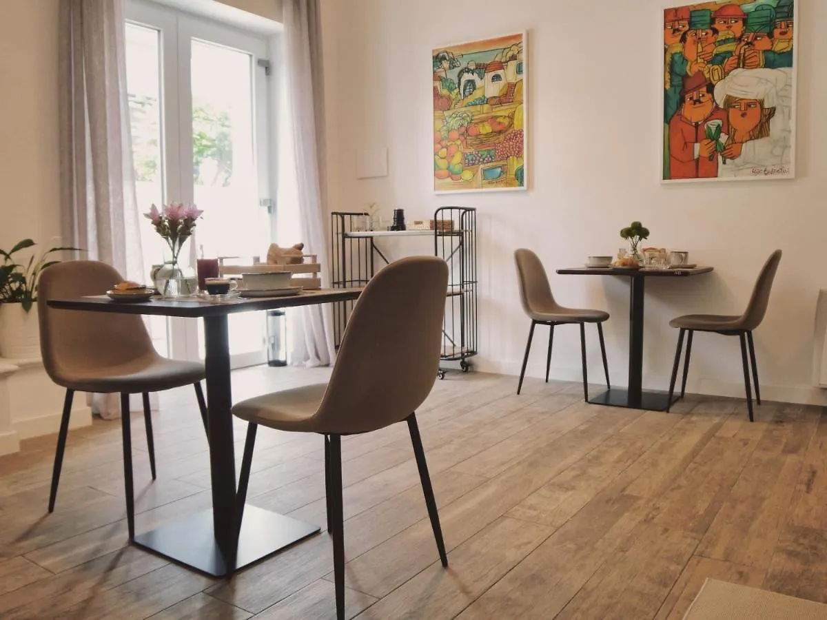 Couette-café Adele E Il Duca Bed And Breakfast Lecce